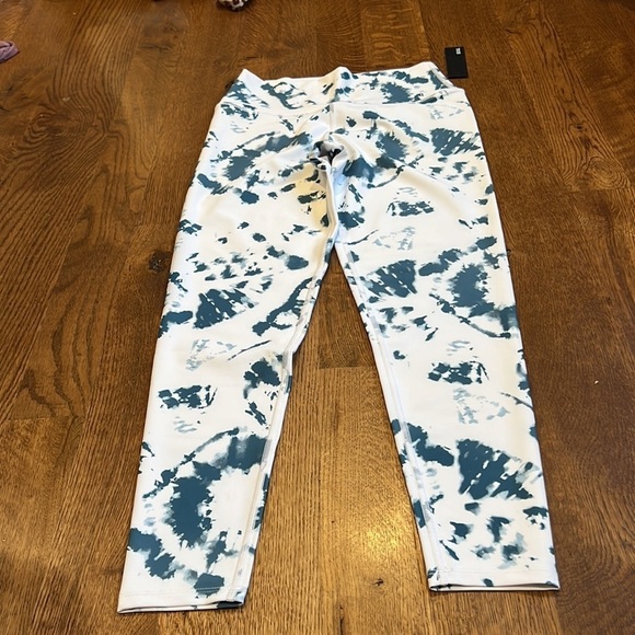 NWT Soul Women’s Leggings White and Blue Size Medium - Picture 2 of 6